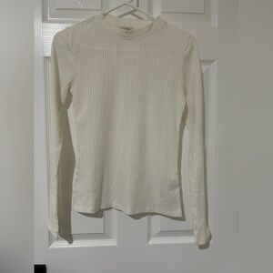 Small PILCRO Anthropologie layering top long sleeve cream